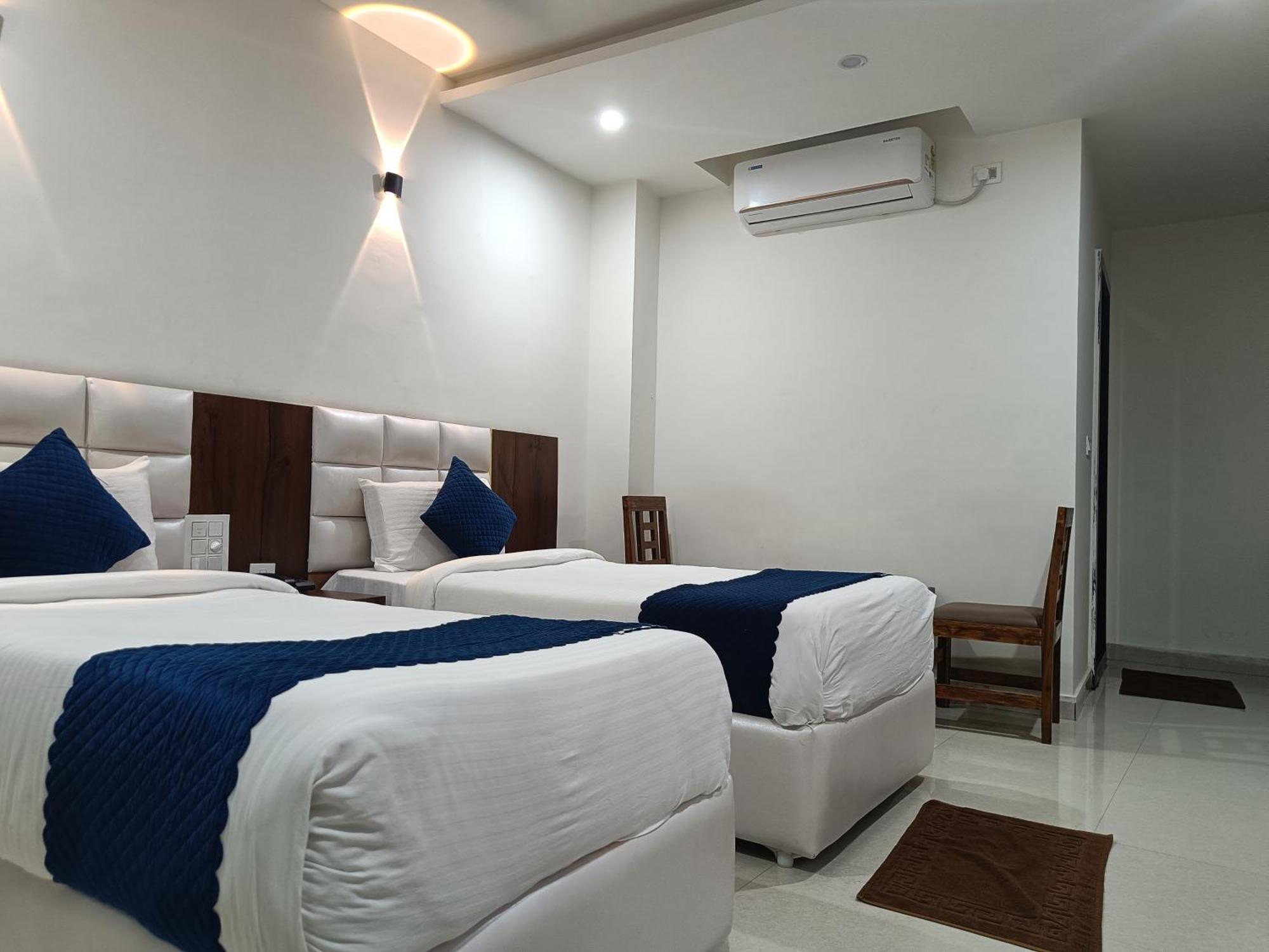Hotel Skyland Warangal Exterior foto