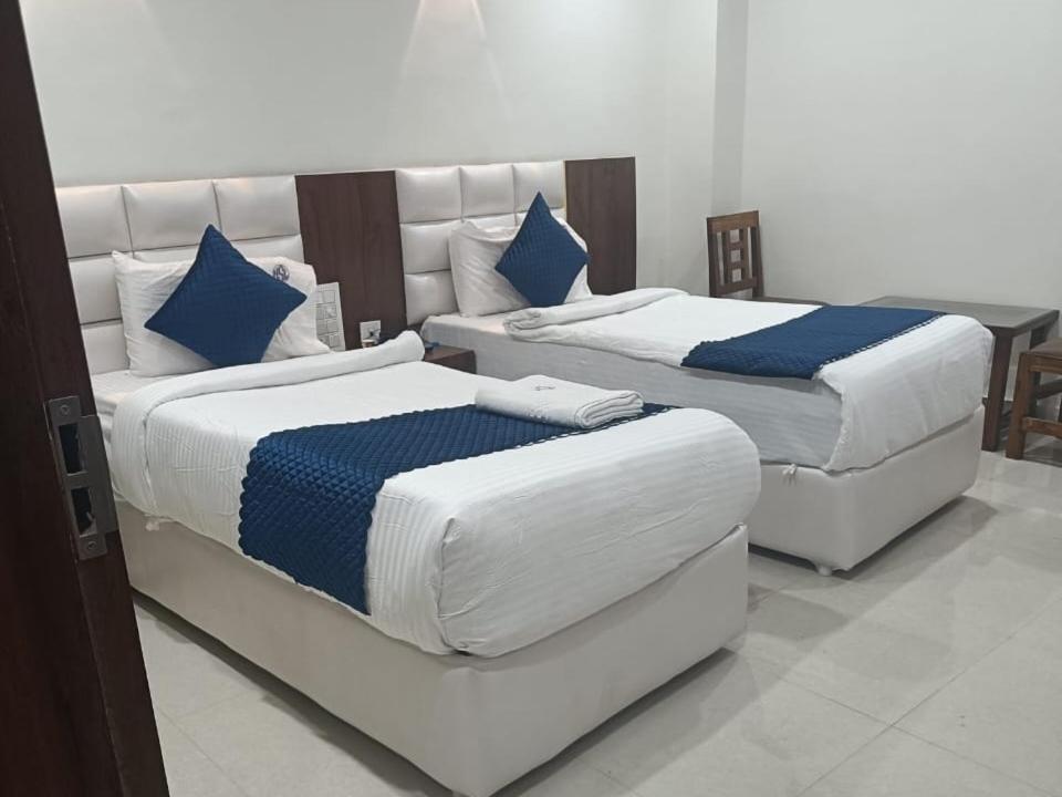 Hotel Skyland Warangal Exterior foto