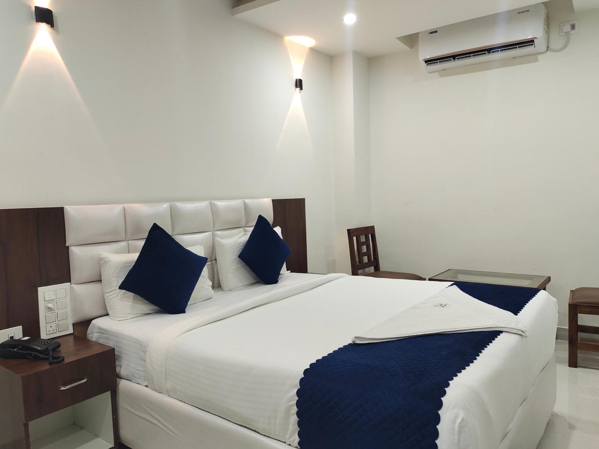 Hotel Skyland Warangal Exterior foto
